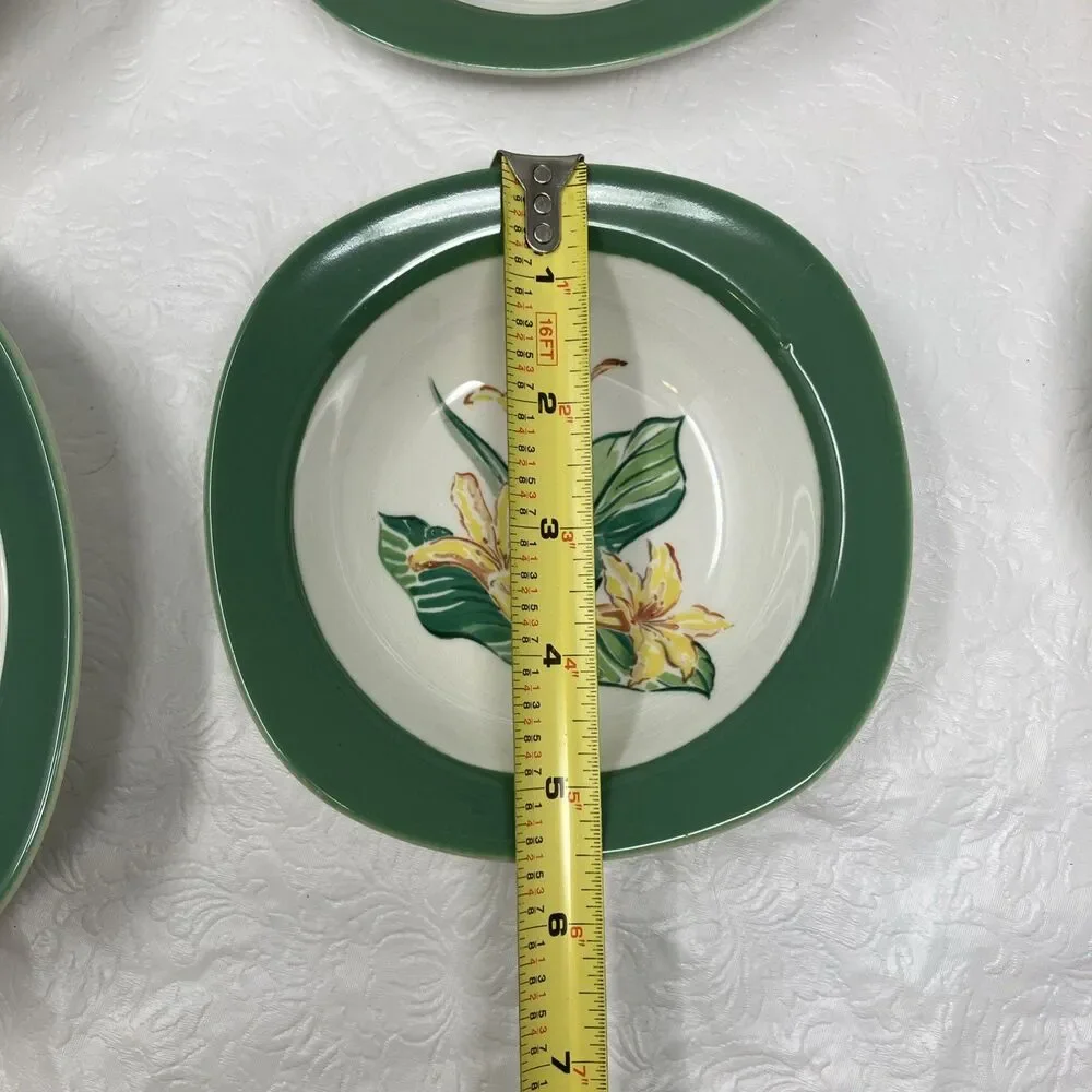 Taylor Smith Taylor Conversation Day Lily Bowls Lot Of 4 Berry Desert & 3 Cereal